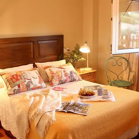 Sleeps 10 With Pool * A Coruña